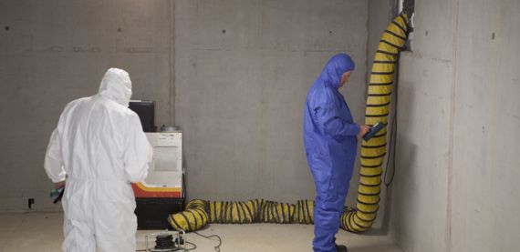 Blower-Door-Test durch einen neutralen Bauspezialisten